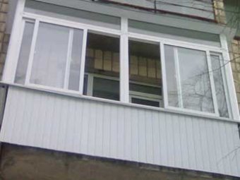 В Приморье мать разрешила подруге связать своего 10-летнего сына и свесить с балкона
