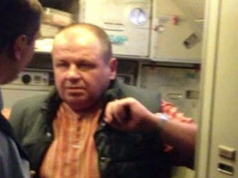 Следствие допросило жену дебошира с рейса Москва-Хургада