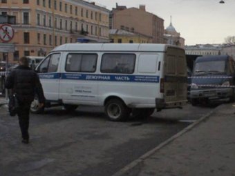 В Петербурге предприниматель обстрелял здание "Ленсвета" и покончил с собой