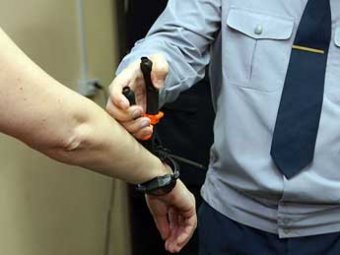СКР расследует растрату на 1 млрд рублей при закупке электронных браслетов для заключенных