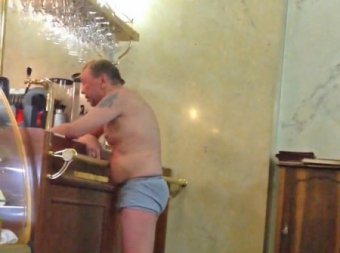 Гарик Сукачев устроил пьяный дебош в отеле