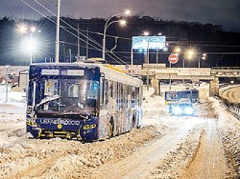 В Англии учёный объяснил, почему не прекращаются снегопады