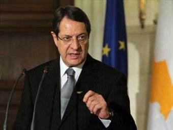 Президент Кипра сравнил финансовый кризис в стране с турецким вторжением