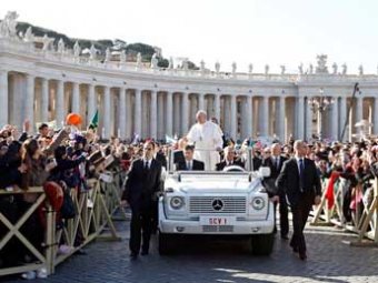 В Ватикане прошла церемония интронизации нового Папы Римского