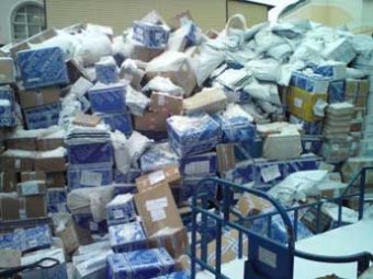 На таможне застряло 500 тонн посылок из интернет-магазинов "Почты России"