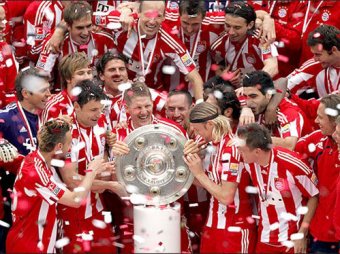 "Бавария" стала чемпионом Германии по футболу в 23-й раз