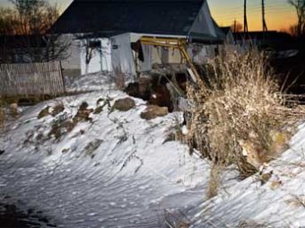 В Нижегородской области три дома ушли под землю