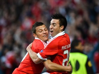 "Челси" и "Бенфика" вышли в финал Лиги Европы-2013