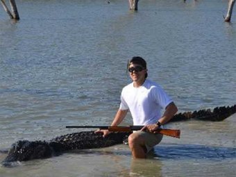 Американский подросток поймал гигантского пятиметрового аллигатора