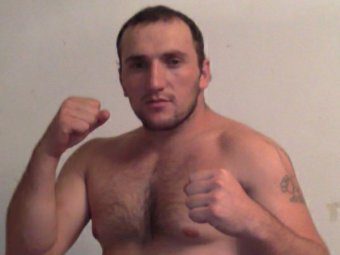 Российский боец Ибрагим Ибрагимов пожизненно дисквалифицирован за драку после боя