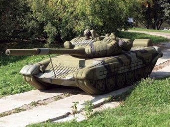 В Амурской области на военных учениях взорвались два танка