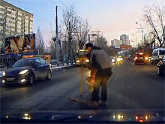 Видео о водителях-тимуровцах в России стало хитом Интернета