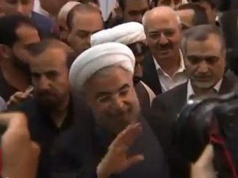 Реформист Роухани лидирует на выборах в Иране