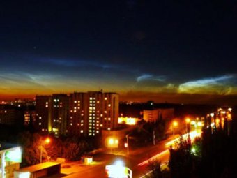 Жители Челябинска наблюдали в небе аномальное свечение