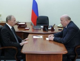 Путин попросил губернатора Шанцева никогда его не перебивать