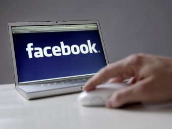 Facebook запускает поиск по хештегам