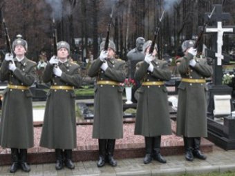В Подмосковье открылось кладбище за 4 млрд рублей для героев и президентов