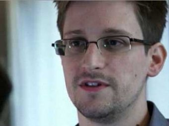 Сноуден заметает следы: его не нашли на борту рейса в Гавану