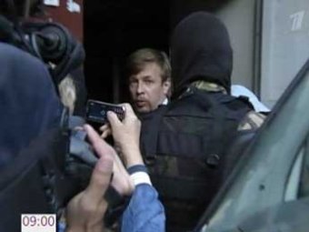 Дочь задержанного мэра Ярославля во время обыска пыталась спрятать у соседей  тыс.