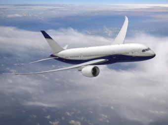 Пассажирский Boeing два часа кружил над Внуково из-за проблем с шасси