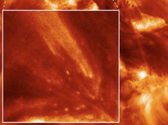 Ученые обнаружили на Солнце 600-километровые искры