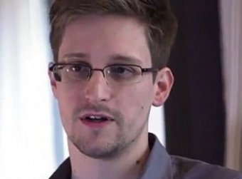 США потребовали от России разъяснения статуса Сноудена