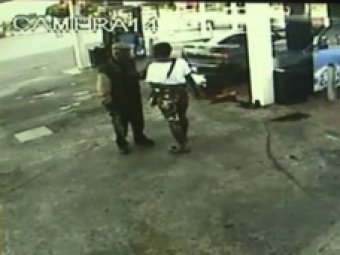 В США на автозаправке женщина расстреляла мужчину за сексуальные домогательства