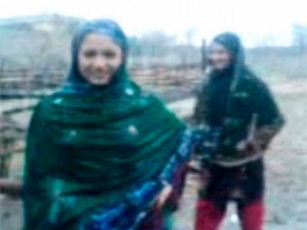В Пакистане боевики казнили двух сестёр за танец под дождём