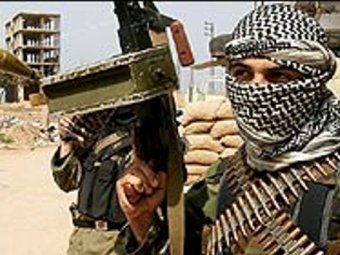 Десятки боевиков "Аль-Каеды" атаковали город в Йемене