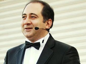 В Ереване умер знаменитый КВНщик и телеведущий Марк Сагателян