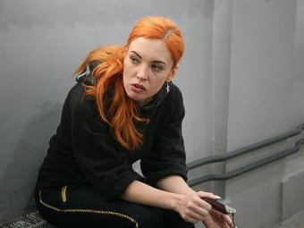 Актриса из сериала "Школа" прыгнула с крыши