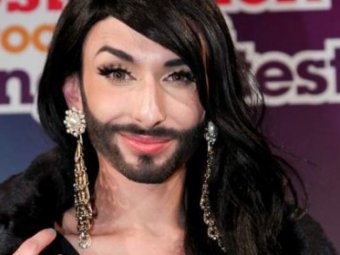 Бородатый трансвестит по имени Кончита представит Австрию на "Евровидении-2014"
