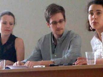 СМИ: в России Эдвард Сноуден узнал, что такое "стакан" и "тяжко"