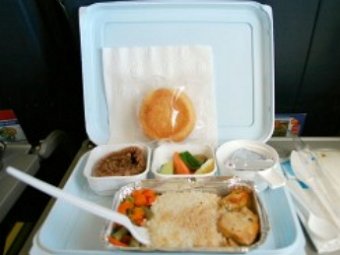 В самолетах перестанут кормить