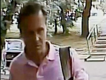 В Москве разыскивают педофила в розовой рубашке, совершившего 8 нападений на детей