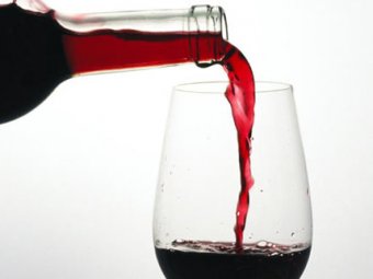 Учёные выявили связь между вином и процессами старения в организме