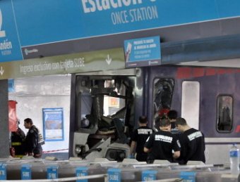 Крушение поезда в Аргентине: почти 100 раненых