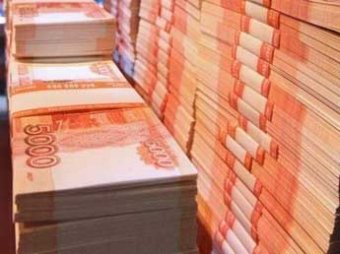 Уже четыре крупных российских банка не принимают пятитысячные купюры в банкоматах