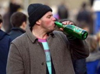 Ученые выяснили, что у «пьющих» мужчин снижается риск заболевания сердца