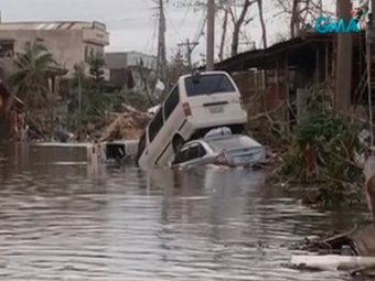 Число жертв супертайфуна "Хайян" превысило 120 человек. Красный Крест сообщает о 1200 погибших