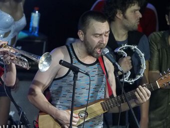 Сергей Шнуров записал песню про "Злую певицу Земфиру"