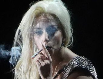 Леди Гага призналась, что выкуривала по 15 сигарет с марихуаной в день
