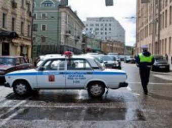 ДТП: полицейский автомобиль сбил двух пешеходов в Москве