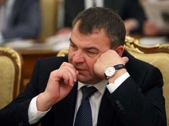 Экс-министру Анатолию Сердюкову предъявлено обвинение
