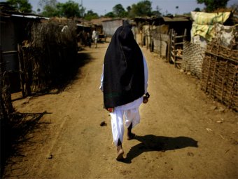 В Индии совет старейшин приговорил девушку к групповому изнасилованию