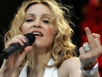 Мадонна извинилась за расистское высказывание в Instagram