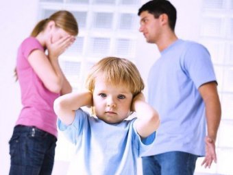 Учёные: семейные ссоры приводят к задержке развития у детей