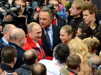 Путин лично поздравил фигуристов РФ с первым олимпийским золотом