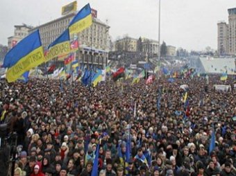 На киевском Майдане появились флаги чеченских и сирийских боевиков