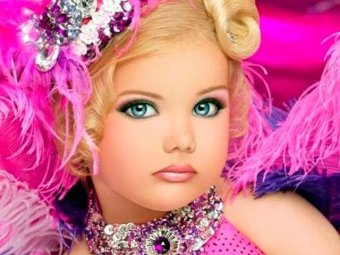 В Госдуму внесли закон о запрете детских конкурсов красоты